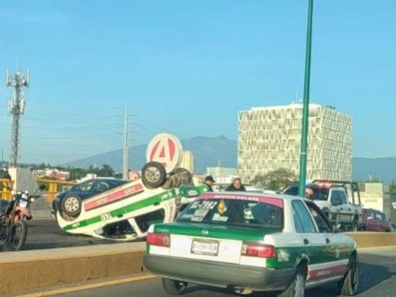 Accidente en puente de Las Trancas deja cuatro lesionados