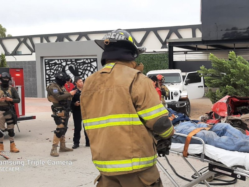 Accidente en salida a carretera a Mazatlán