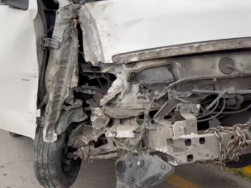 Accidente en Tultitlán: Combi choca contra un árbol y deja siete lesionados