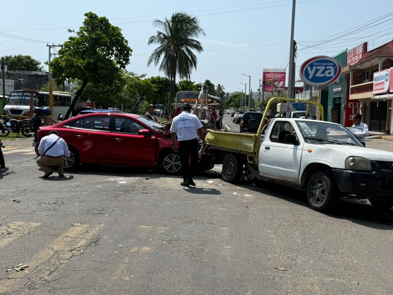 Accidente en Veracruz deja herido a trabajador del Ayuntamiento