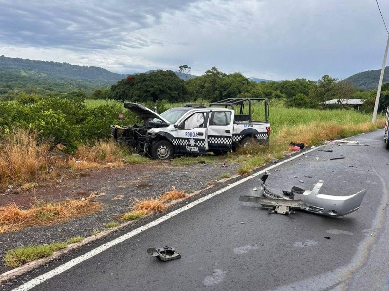 Accidente entre patrulla y particular deja 6 lesionados