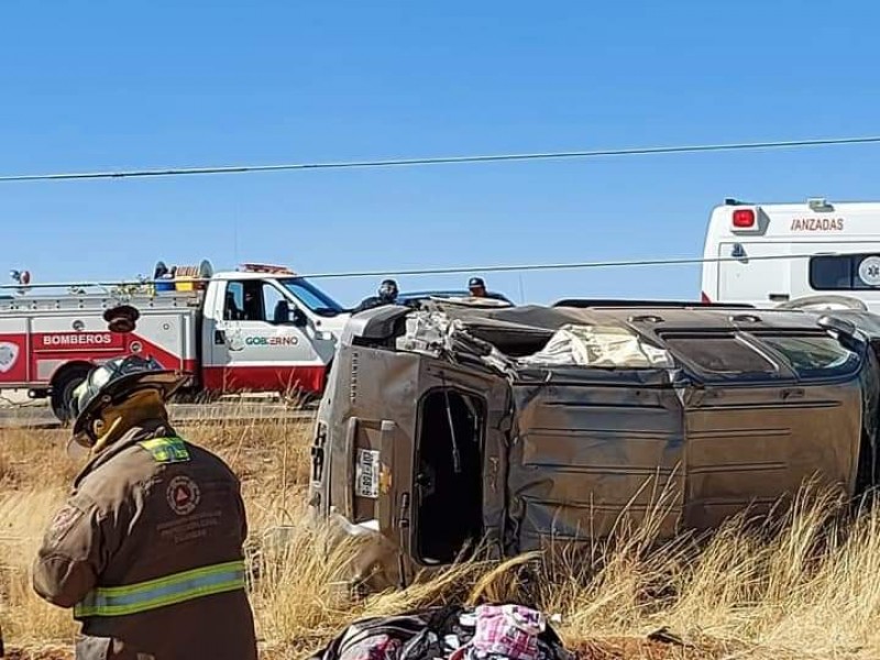 Accidente vehicular en carretera Saltillo-Zacatecas
