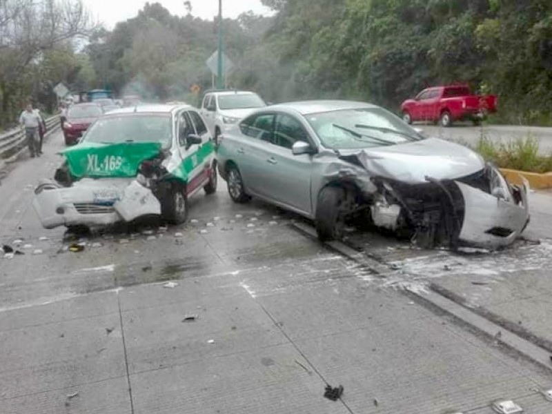 Accidentes en bulevar Xalapa-Coatepec son por exceso de velocidad