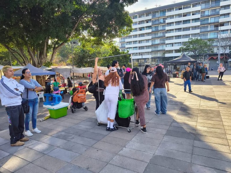 Aceptan reubicación comerciantes del Parque Revolución