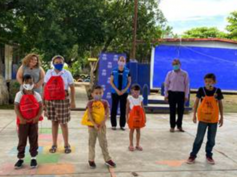 ACNUR dona más de 75 mil útiles en Chiapas