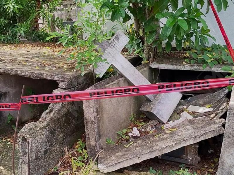 Acordonan tumbas consideradas de riesgo en el Panteón Jardín de Tuxpan