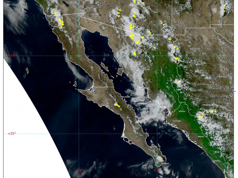 Actividad de tormentas en norte y sierra de Sonora