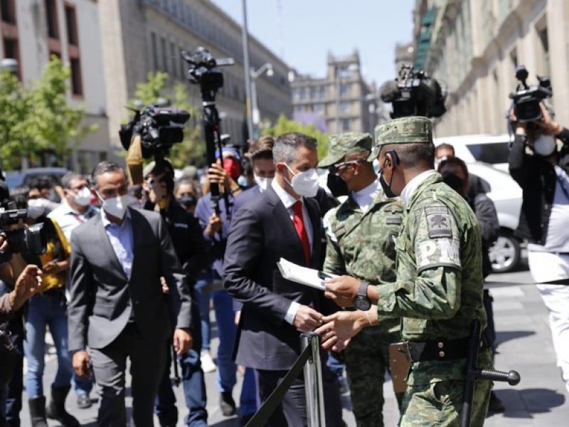 Acude AMH a firmar Acuerdo por la Democracia