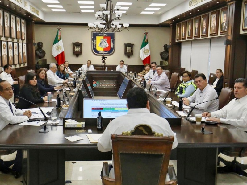 Acuerdan alcaldes y gobernador acciones para hacer frente al Covid-19