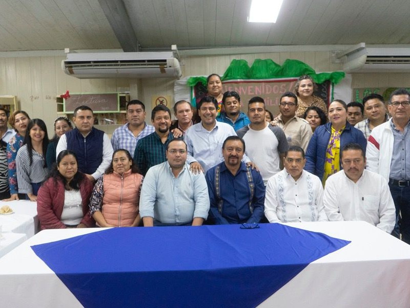 Acuerdan inversión para mejorar infraestructura del plantel 231 Pichucalco