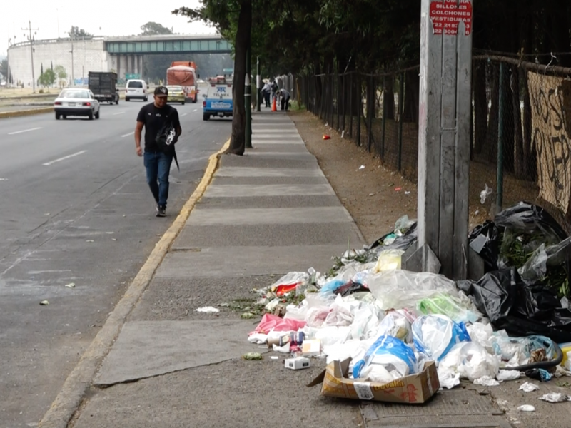 Acumulación de basura en calles; un problema cotidiano en Toluca