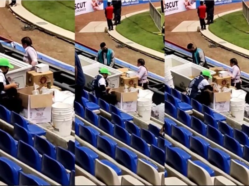 Acusan a cervecero de reciclar vasos en estadio de Puebla
