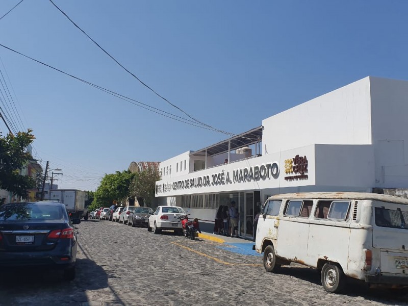 Acusan pacientes de Centros de Salud falta de medidas sanitarias