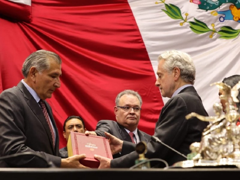 Adán Augusto entrega informe de Gobierno de AMLO al Congreso