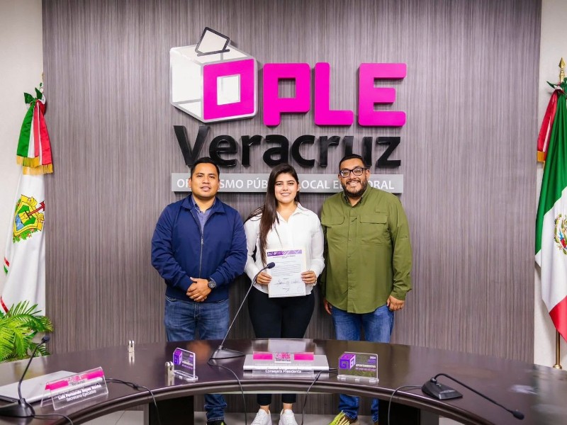 Adanely Rodríguez recibe constancia como presidenta electa de Poza Rica