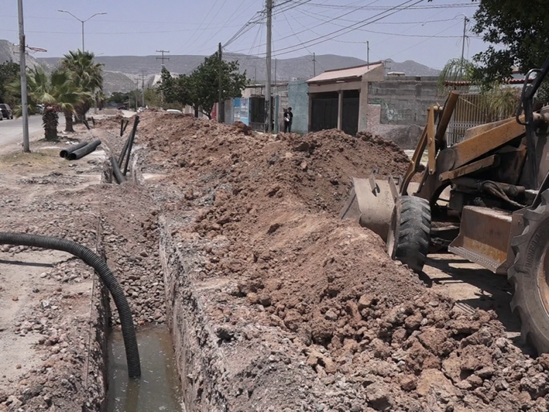 Adecuada, la tubería de drenaje sanitario en Villas La Merced