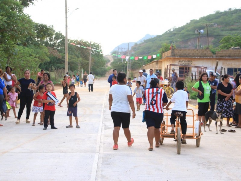 Administración de Tehuantepec espera concluir 100 obras priorizadas