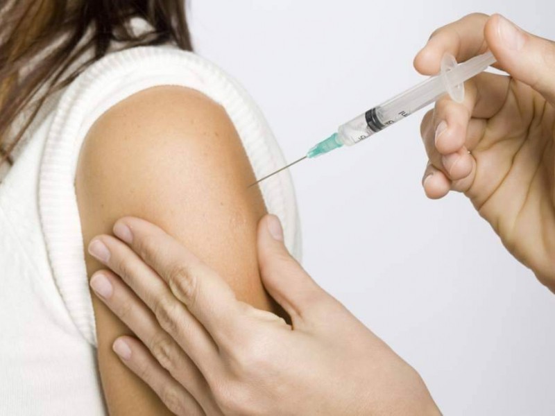 Adolescentes sahuayenses se abstienen de vacunarse