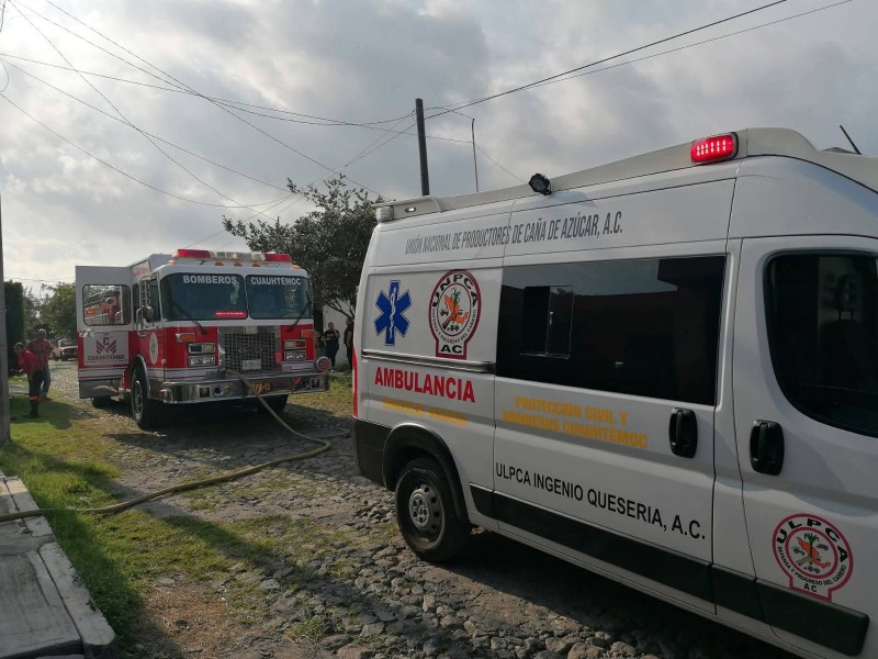 Adulto lesionado al incendiarse vivienda en Alcaraces