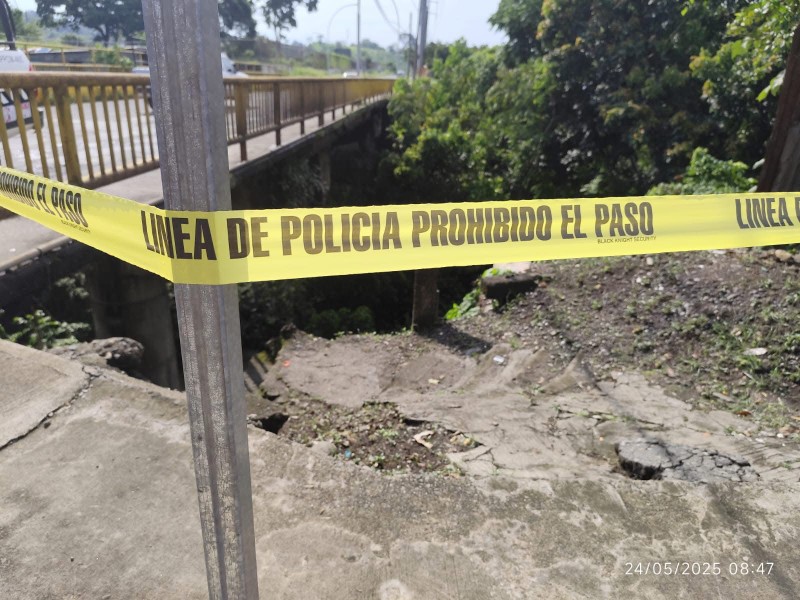 Adultos mayores muere al caer accidentalmente a arroyo