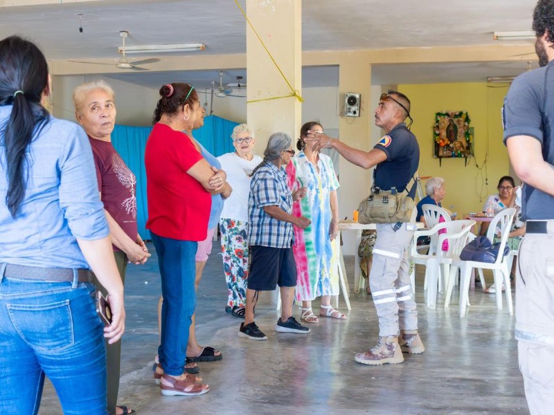 Adultos Mayores reciben capacitación en protocolos de Protección Civil