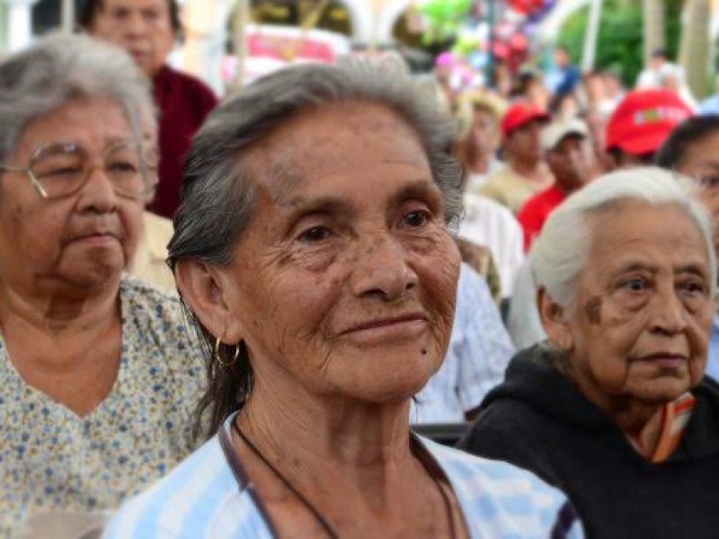 Adultos mayores, un sector vulnerable aún sin coronavirus