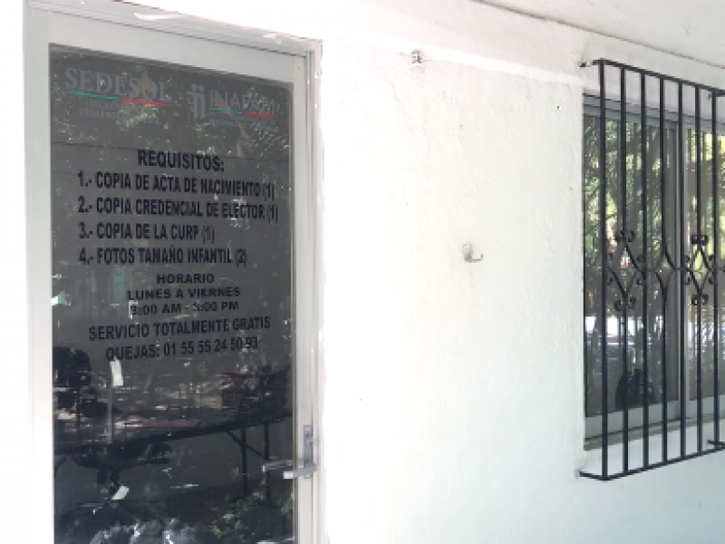 Adultos mayores urgen reapertura del Inapam en Zihuatanejo