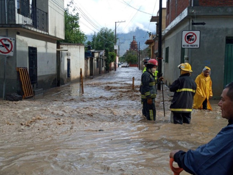 Afecta temporada de lluvias decenas de municipios; van 9 decesos