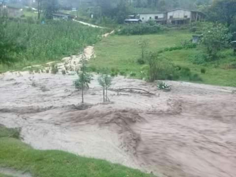 Afectaciones deja lluvias en poblaciones de la Sierra Negra