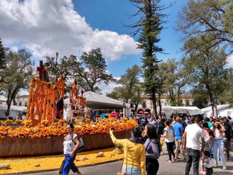 Afluencia turística incrementó 8.3% por noche de muertos