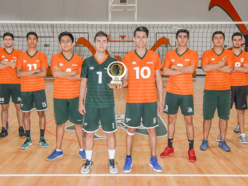 Afortunado debut de Aztecas UDLAP en voleibol