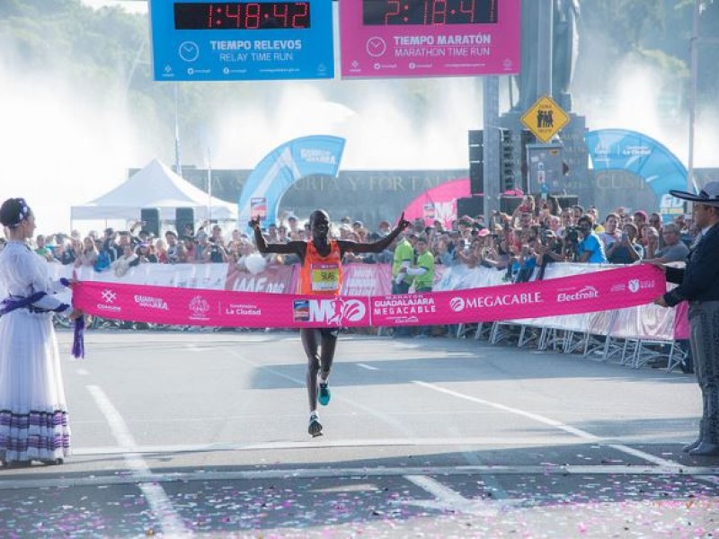 Africanos rompen récords en Maratón Guadalajara Megacable