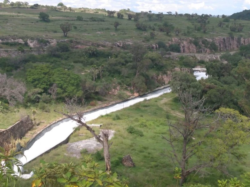 Agonizan cuerpos de agua en la entidad poblana