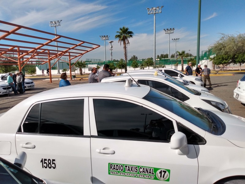 Agradaría a taxistas realice Guardia Nacional Operativos