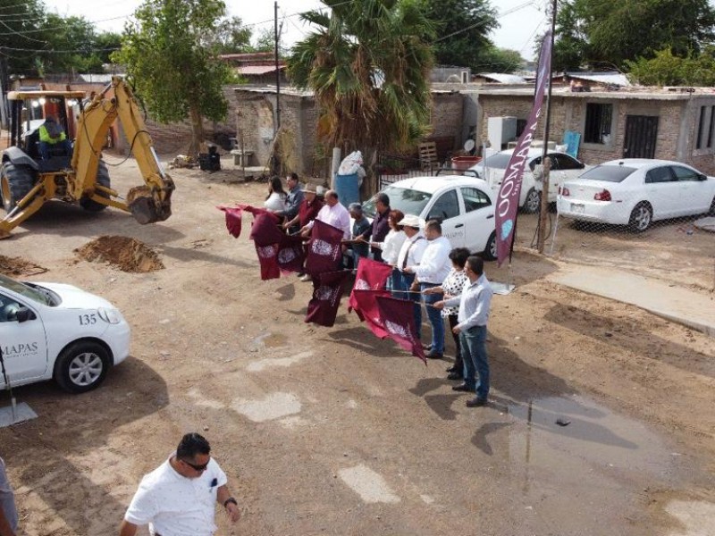 Agradecen vecinos de la colonia México ampliación de drenaje
