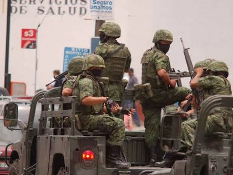 Agrede comando armado a militares en Valparaíso