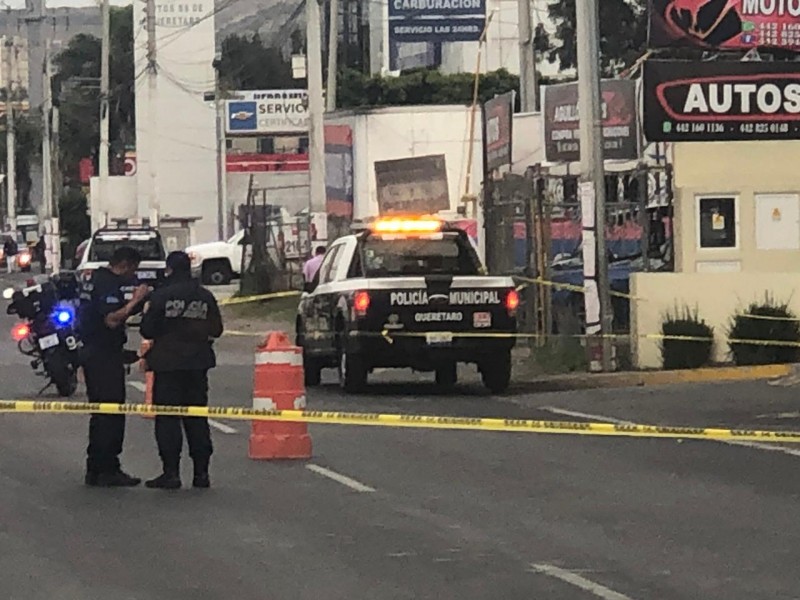 Agreden a balazos a policías municipales, hay heridos