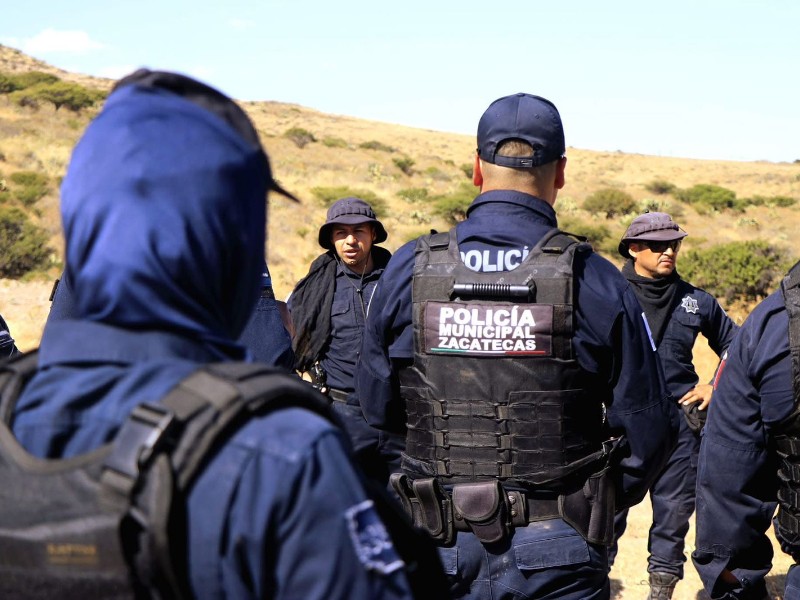 Agreden a cuatro policías municipales en la capital; hay heridos tras conflicto