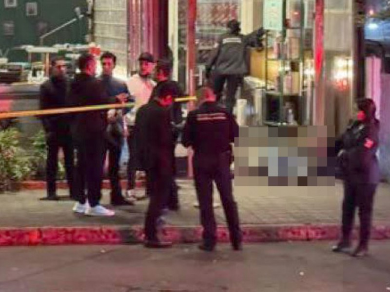 Agresión a tiros afuera de bar deja un muerto y dos heridos