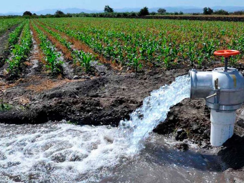 Agrícultores de Sonora reciben títulos de concesión de agua