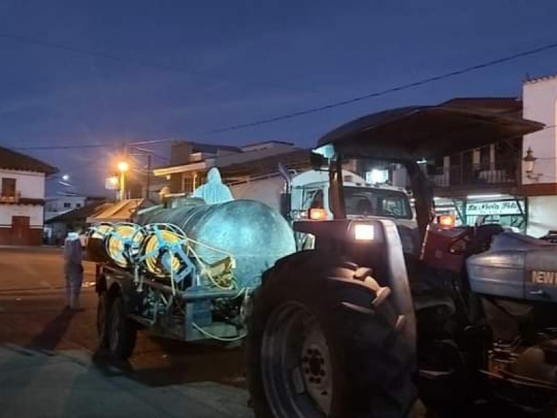 Agricultores impulsan campaña de desinfección masiva contra el COVID-19