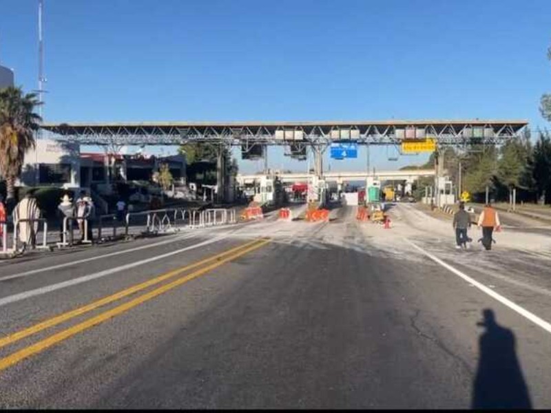 Agricultores liberan vialidades en Michoacán, Jalisco y Guanajuato Agricultores liberan vialidades en Michoacán, Jalisco y Guanajuato