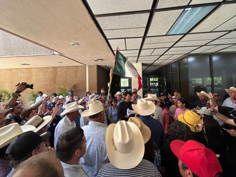 Agricultores sinaloenses logran avances en CDMX; sostendrán encuentro