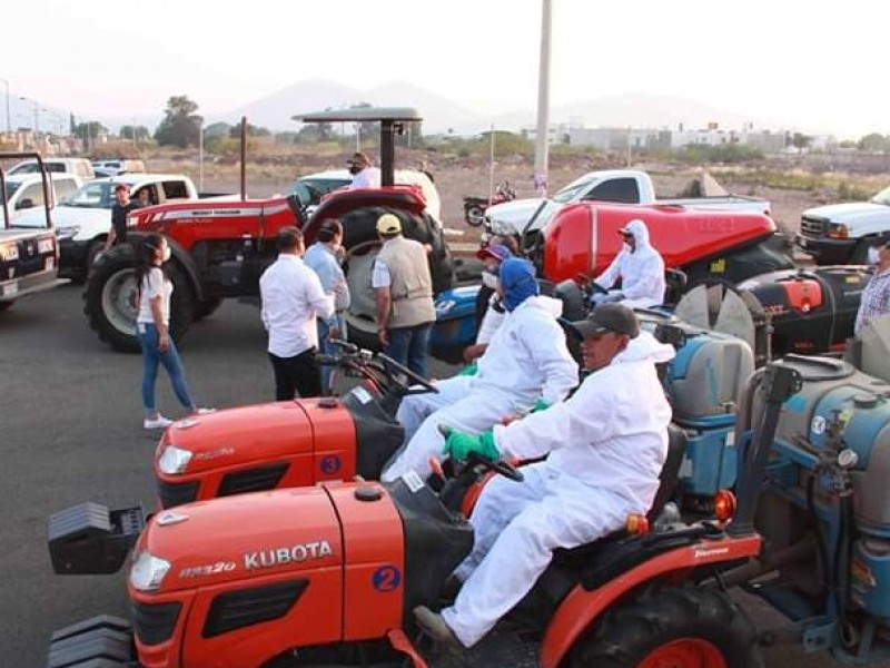 Agricultores zamoranos se suman a labores de sanitización