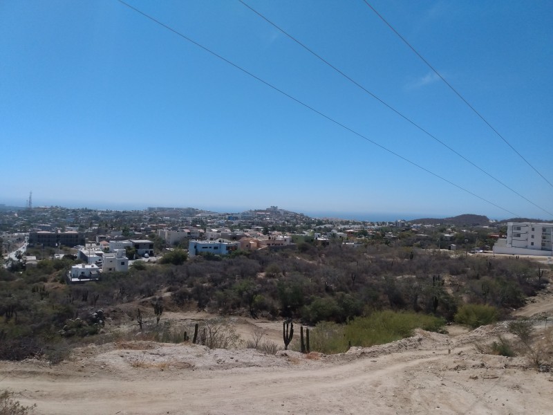 Agua potable seguridad  necesidades de habitantes del distrito 1