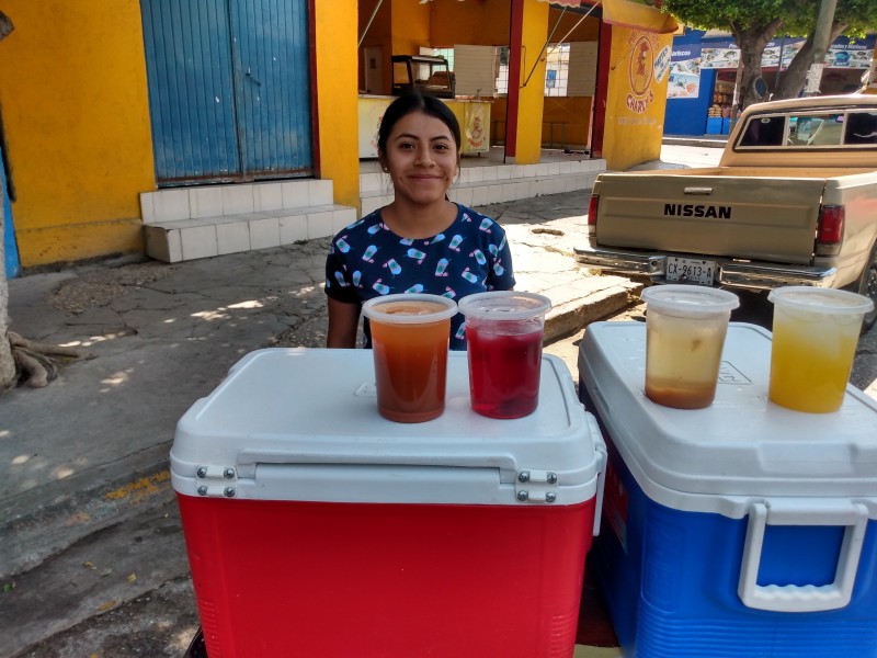 Aguas frescas para paliar racha de calor