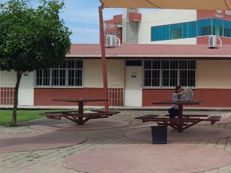 Ahome firma convenio con Universidad Hispana