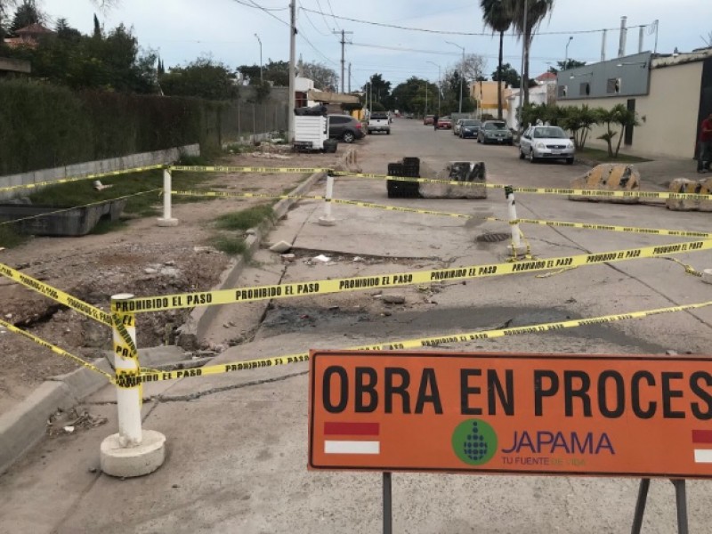 Ahomenses no soportan aguas negras