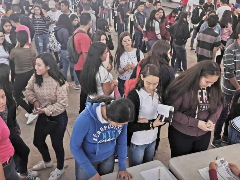 Ahora en escuelas se realizará incorporación para Becas