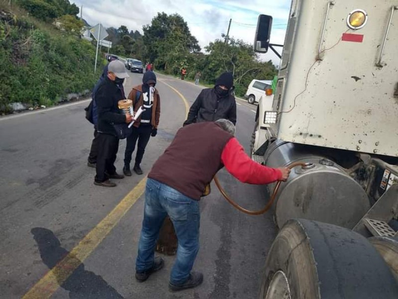 Ahora roban combustible a transportistas en Oxchuc